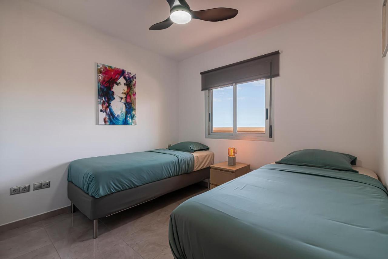 Go2Tenerife Apart'Madera Terrace, Swimming Pool & Parking Costa Adeje  Esterno foto
