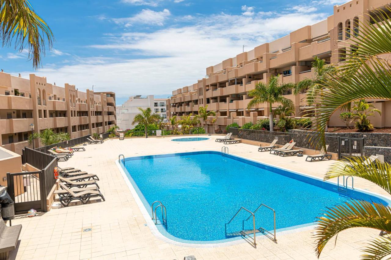 Go2Tenerife Apart'Madera Terrace, Swimming Pool & Parking Costa Adeje  Esterno foto